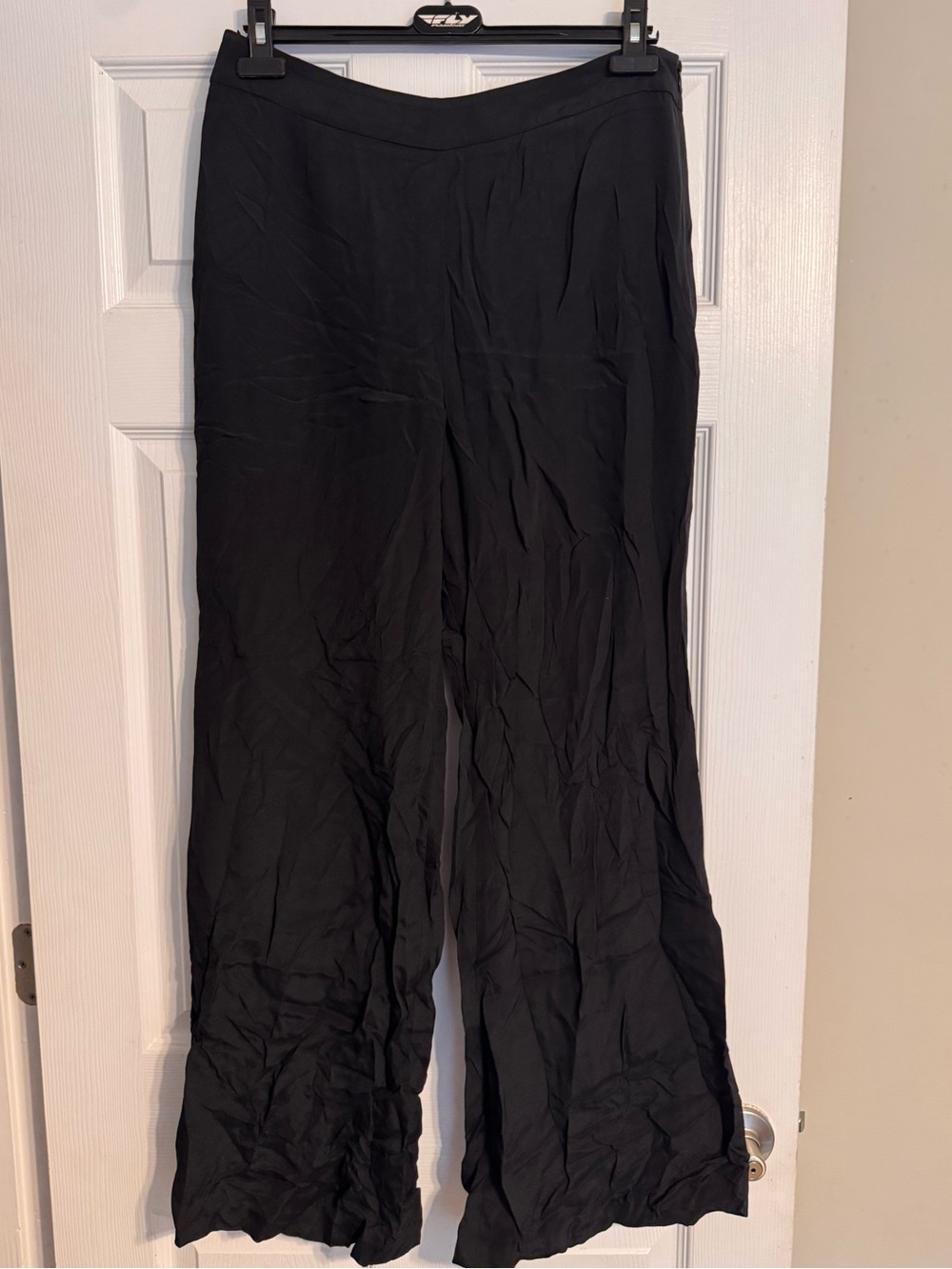 Women’s Doncaster Black Wide-leg 100% Silk Pull-on Side Zip Luxury Pants Size 10